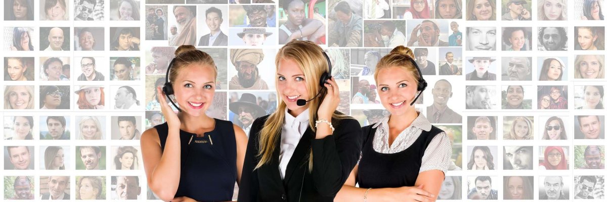 Frauen mit Headset Frauen mit Headset