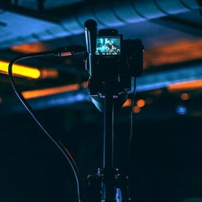 Microphone als Symbolbild für Livestream